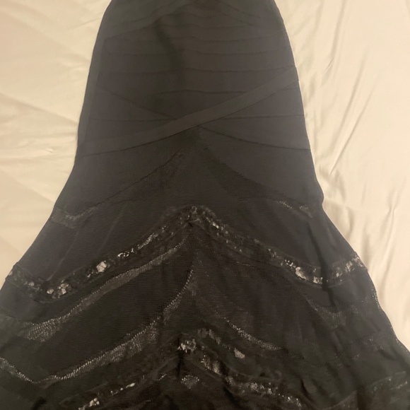 Herve Leger by Max Azria cocktail dress . Worn 3 times. Very good condition - Picture 5 of 7